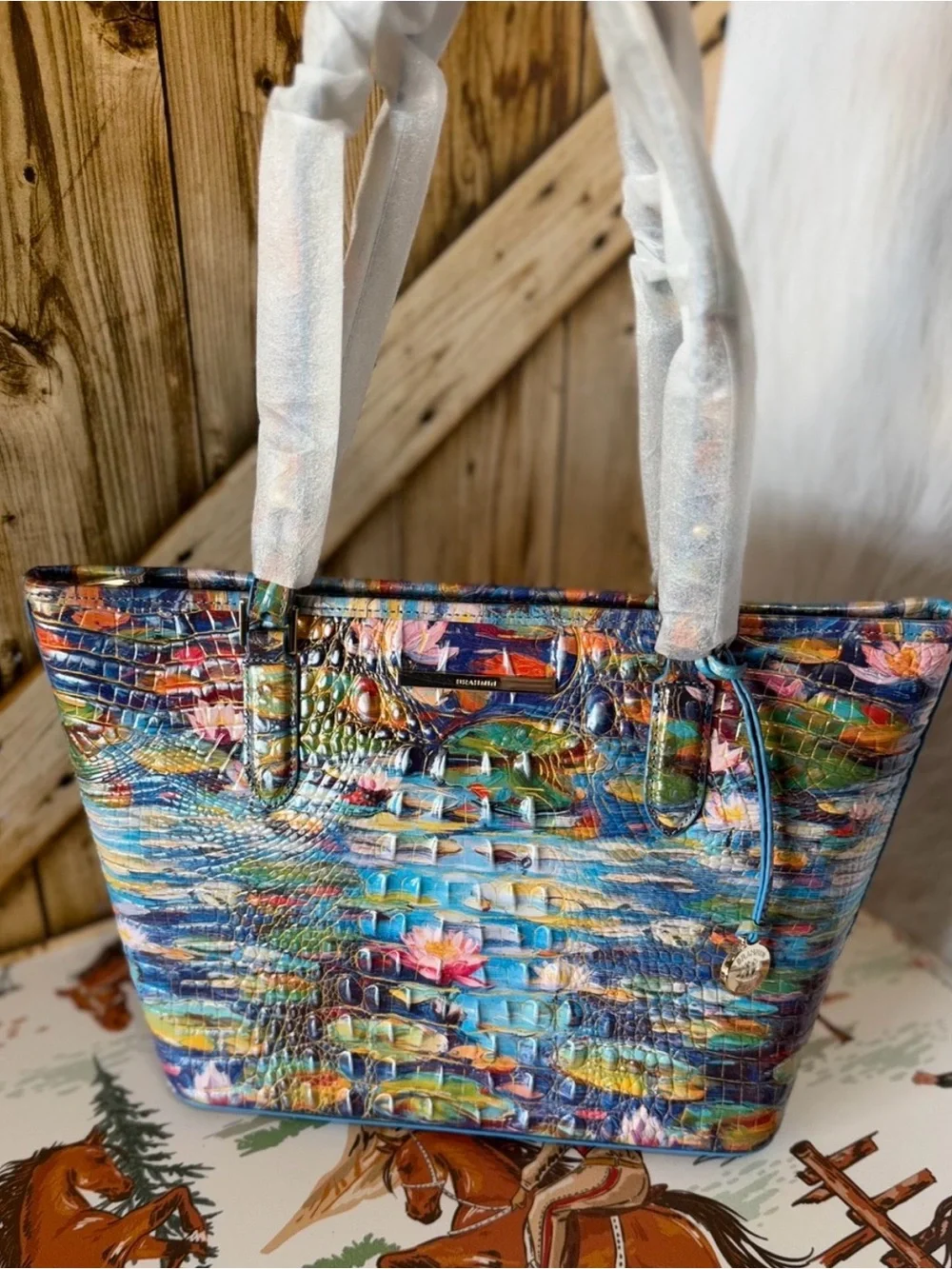 FIRM >>> Brahmin Med Asher Waterlily Beautiful floral NWT